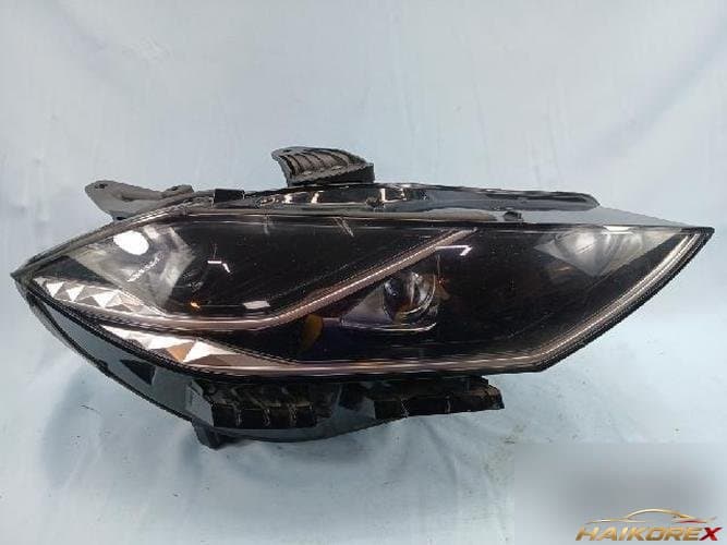 Hyundai Granzer 2021 — фара правая №2
