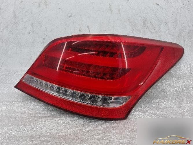 Hyundai Equus 2015 — фонарь комбинированный задний (правый, пассажирский) 92402-3N5