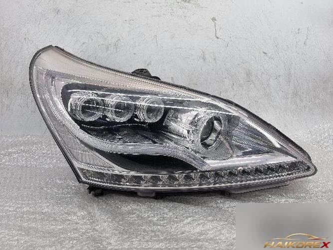 Hyundai Equus 2015 — фара правая (головной свет) 92102-3N1