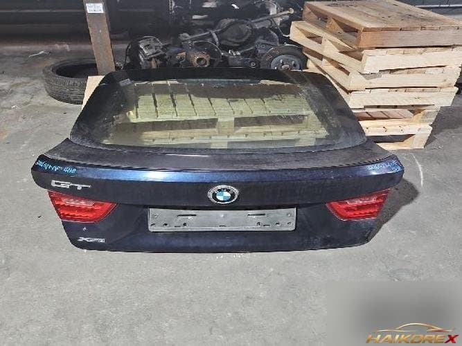 BMW 5 Series 2014 — дверь багажника