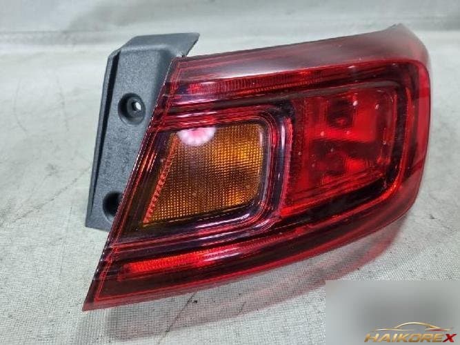 Renault SM6 2016 — комбинированный задний фонарь правый (пассажирский)