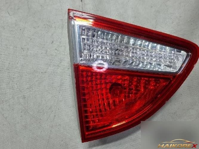 Hyundai Veracruz 2011 — обшивка левой задней двери