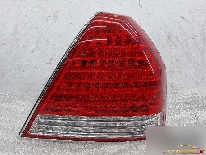 Hyundai Equus 2007 — комбинированный фонарь задний правый 92402-3B500