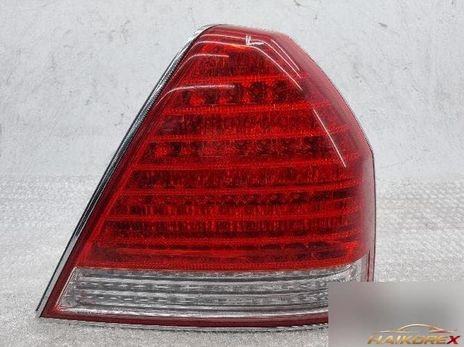 Hyundai Equus 2006 — фонарь задний правый 92402-3B500
