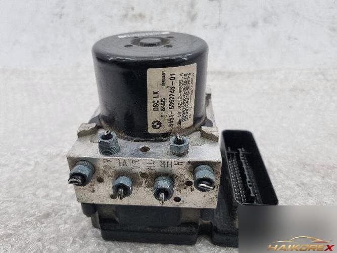 BMW 3 Series 2013 — блок ABS 6862246-01