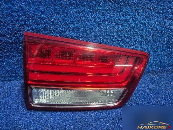 Kia Carnival 2015 — обшивка двери багажника левая 92405A9110