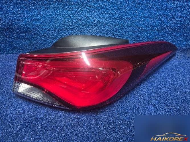 Hyundai Avante 2015 — комбинированный фонарь задний правый