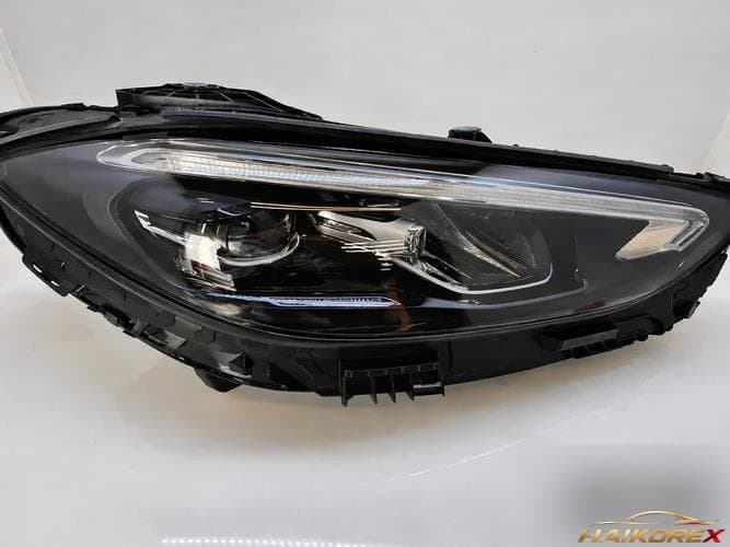 Mercedes-Benz C-Class 2023 — фара головного света правая A2069067203