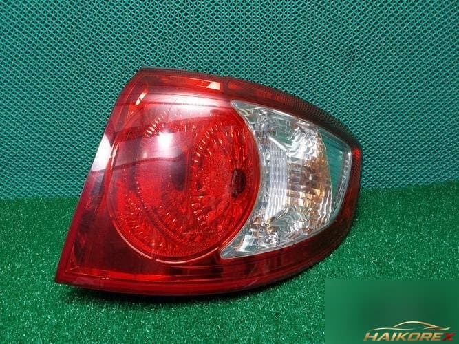 Hyundai Santa Fe 2008 — комбинированный фонарь задний (правый, пассажирский) 924022B000