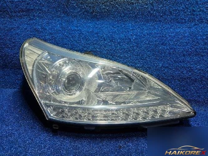 Hyundai Equus 2012 — фара правая HID