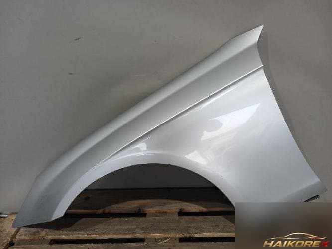 Mercedes-Benz CLS-Class 2006 — крыло левое