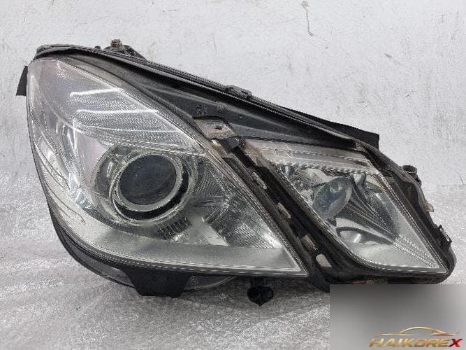 Mercedes-Benz E-класс W212 2010 — фара правая (ксенон)
