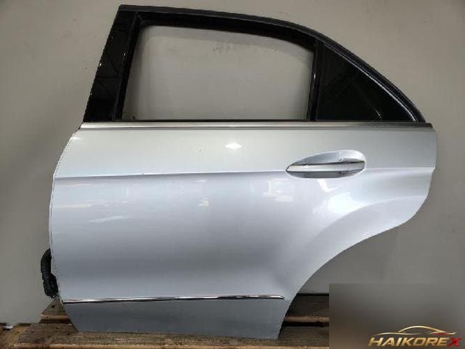 Mercedes-Benz E-Class 2010 — дверь задняя левая