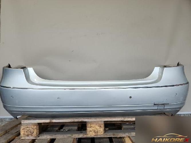 Mercedes-Benz E-Class 2010 — бампер задний