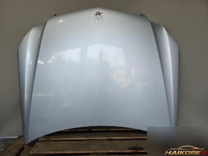 Mercedes-Benz E-Class W212 2010 — капот