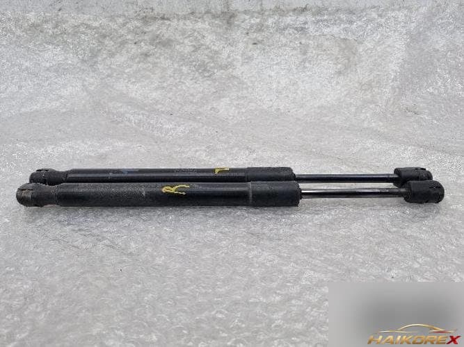 Ford Taurus 2011 — крышка багажника AG13-54406A10-AB