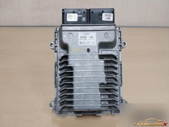 Kia K7 2018 — блок управления двигателем ECU 391013LYD2