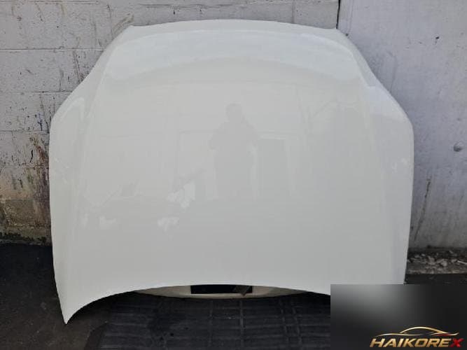 Audi Q7 2007 — капот 3