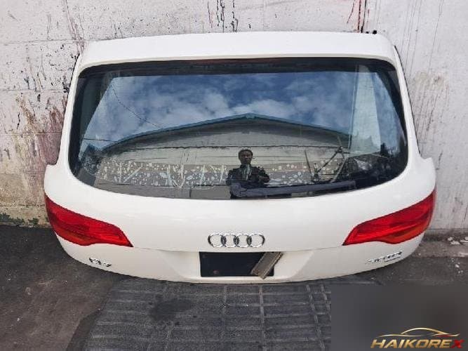 Audi Q7 2007 — дверь багажника