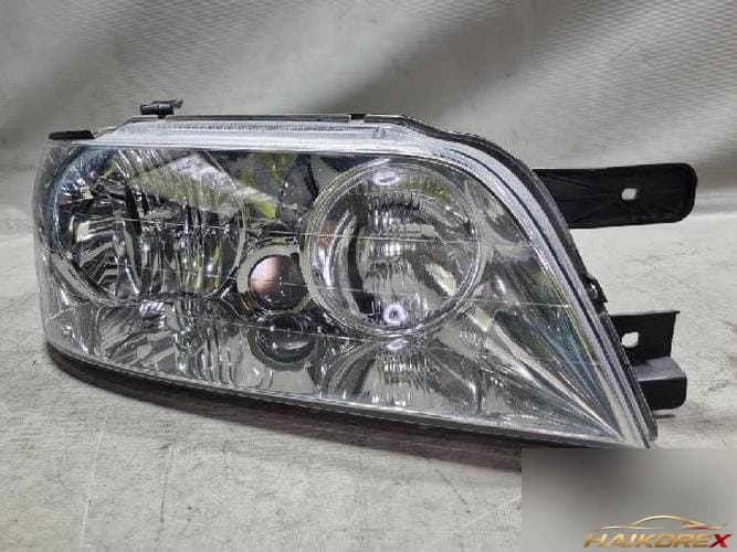 Hyundai Equus 2007 — фара передняя правая 921023BXXX