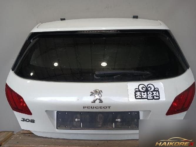 Peugeot 308 2014 — крышка багажника