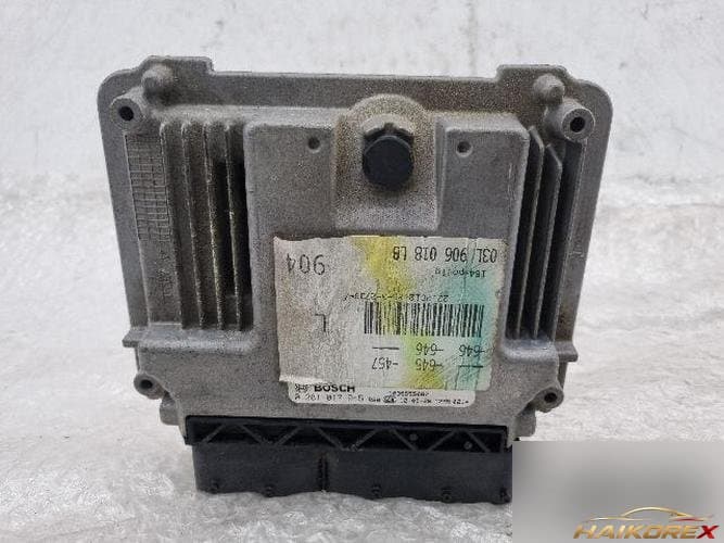 Audi A6 2013 — блок управления двигателем ECU 03L 906 018 LB 17