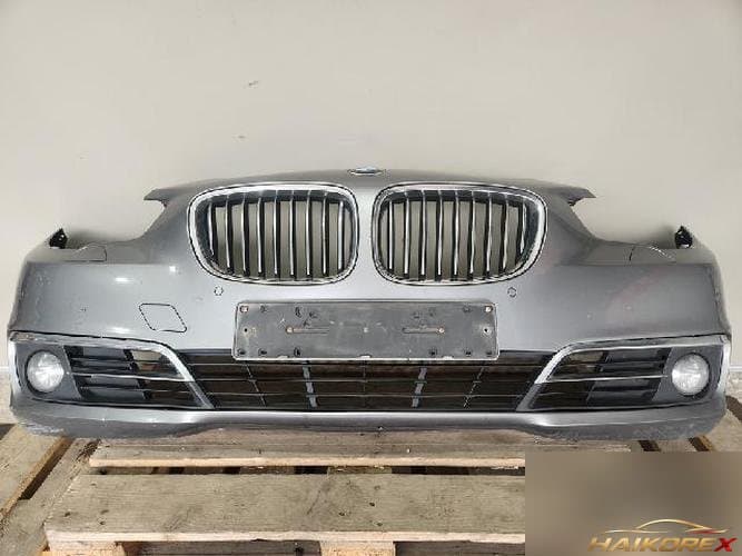 BMW 5 серия 2014 — передний бампер