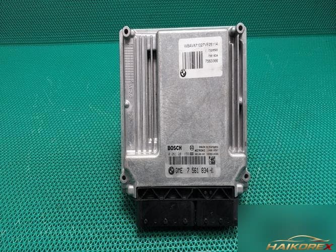 BMW 3 Series 2007 — блок управления двигателя ECU 756183401