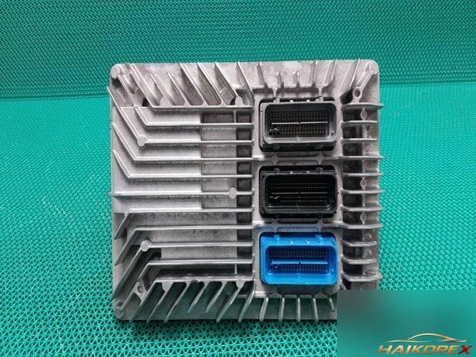 Cadillac CTS 2015 — блок управления двигателем ECU 12653998