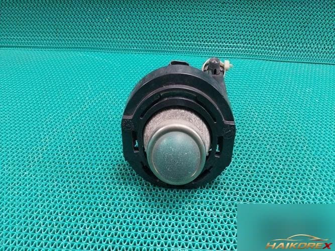 Chrysler 300 2012 — противотуманная фара левая 5182021AB