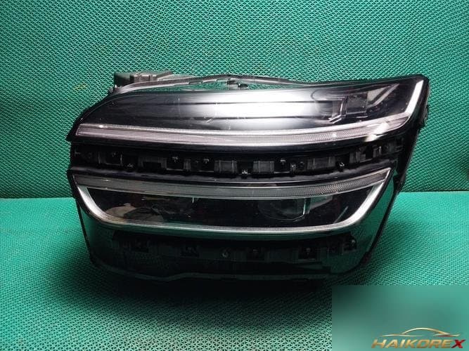 Genesis GV70 2021 — фара левая LED в сборе 92101AR100