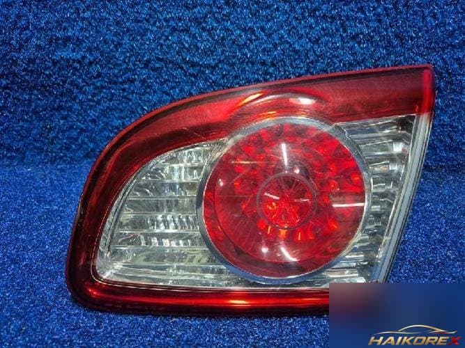 Hyundai Santa Fe 2011 — фонарь багажника белый, правый