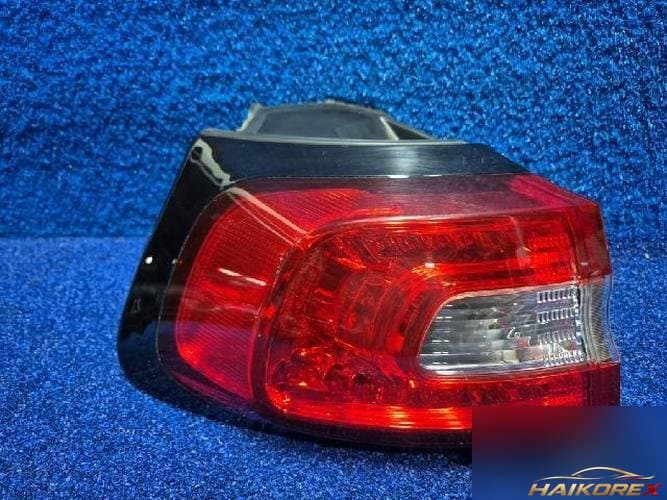 Jeep Grand Cherokee 2015 — комбинированный фонарь задний левый 68102909AF