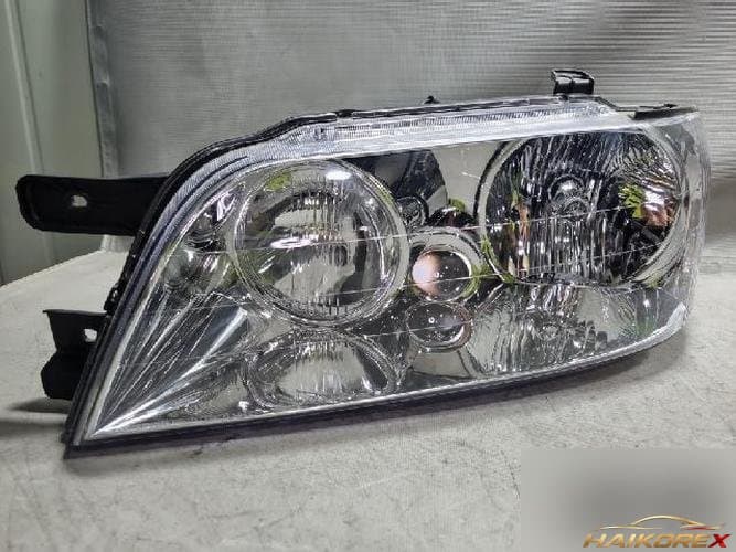 Hyundai Equus 2002 — фара HID левая