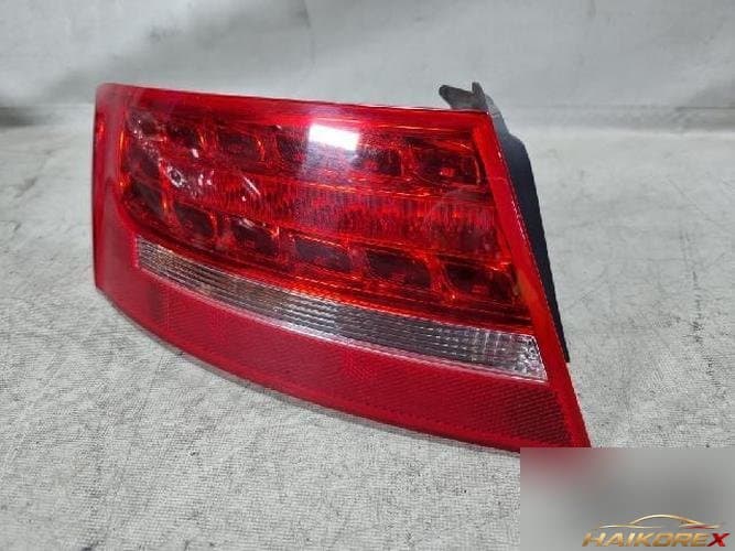 Audi A5 2010 — фонарь задний левый (комбинированный) 8T0945095