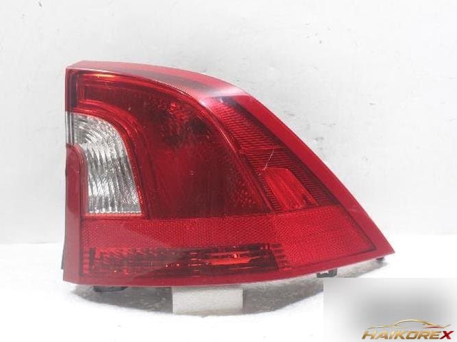 Volvo S60 2012 — фонарь задний правый (комбинированный) 30796268