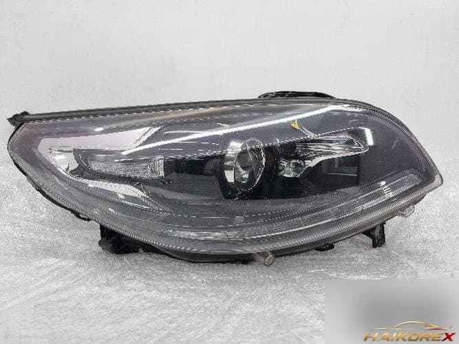Renault SM7 2012 — фара правая 260103684R