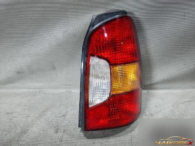 Hyundai Trajet 2002 — комбинированный фонарь задний правый (пассажирский)