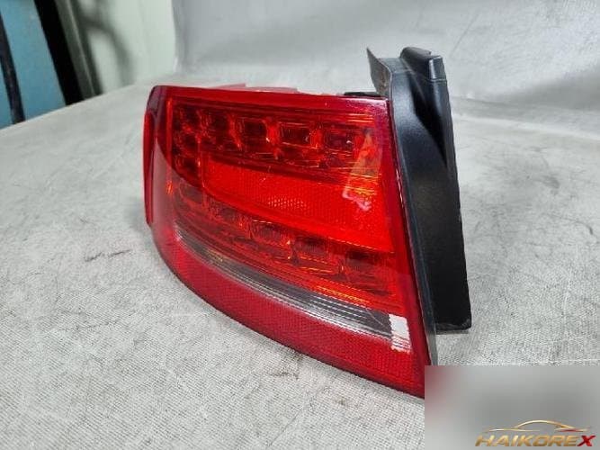 Audi A4 2011 — фонарь задний левый (комбинированный)