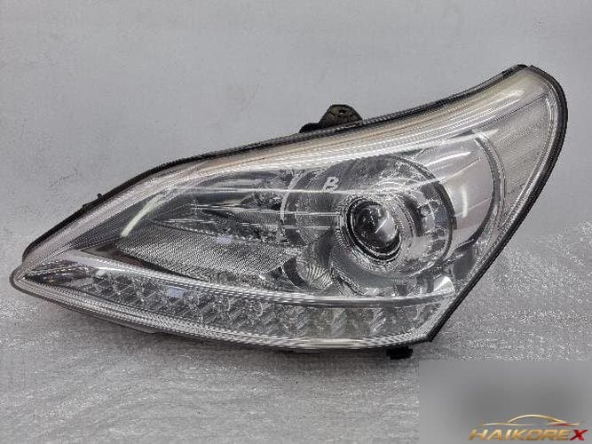 Hyundai Equus 2012 — фара передняя левая