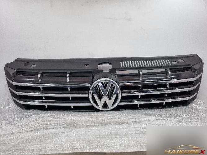 Volkswagen Passat 2015 — радиаторная решетка