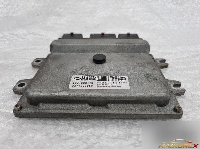 Renault SM5 2008 — блок управления двигателем ECU 237100011R