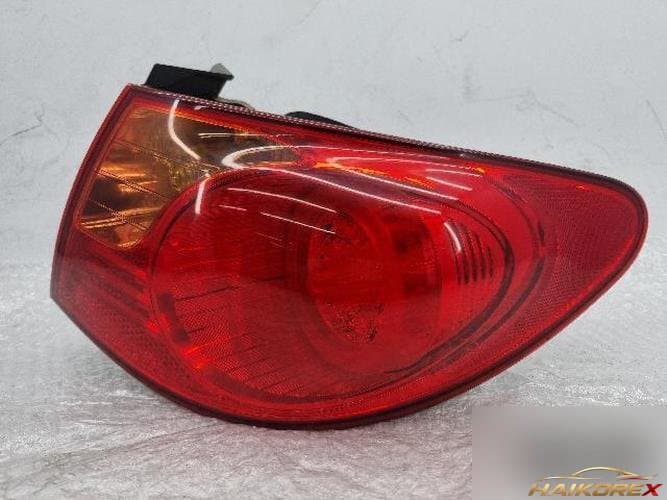 Hyundai Avante 2010 — комбинированный задний фонарь правый (92402-2Q000)