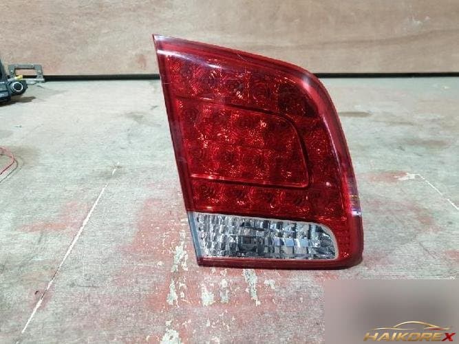 Kia Sorento 2010 — фонарь задний левый внутренний 92405-2P100