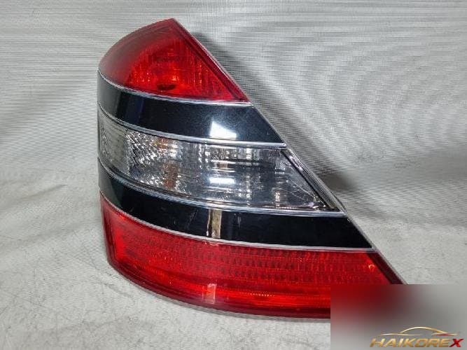 Mercedes-Benz S-Class 2008 — комбинированный задний фонарь левый (водительский) A2218200164