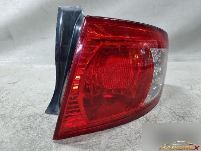 Kia Optima 2004 — комбинированный фонарь задний правый (пассажирский) 6