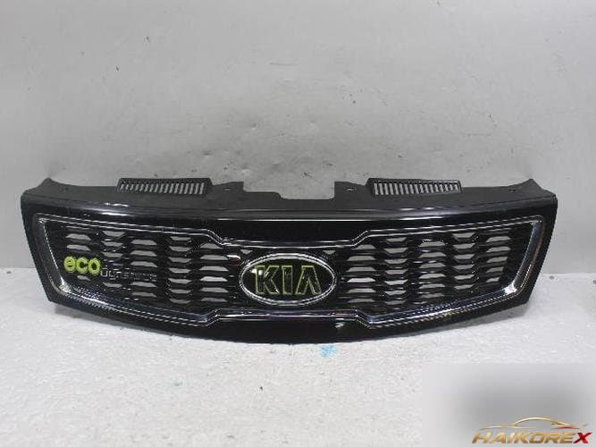 Kia Forte 2011 — решетка радиатора 863501Q000