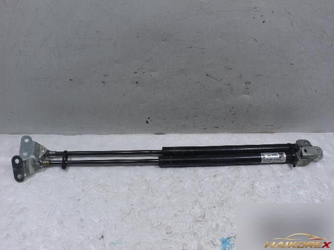 Mazda CX-5 2020 — амортизатор багажника YQL513-203-18-8-80N