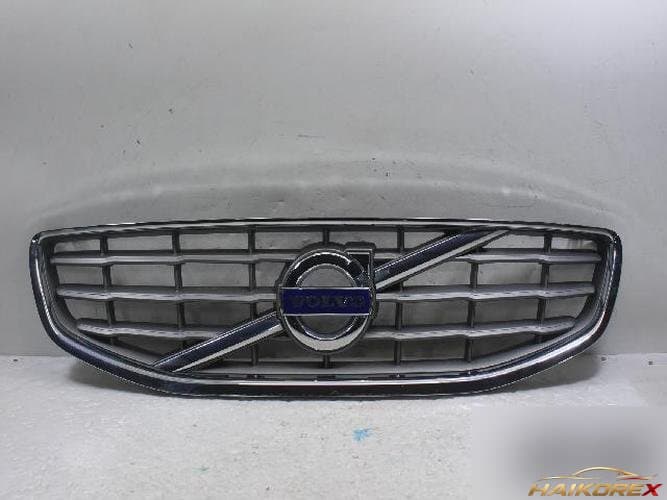 Volvo S60 2012 — решетка радиатора