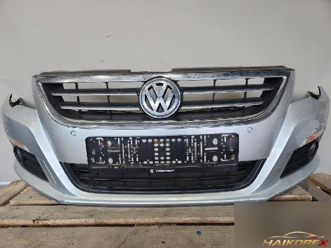 Volkswagen CC 2011 — передний бампер